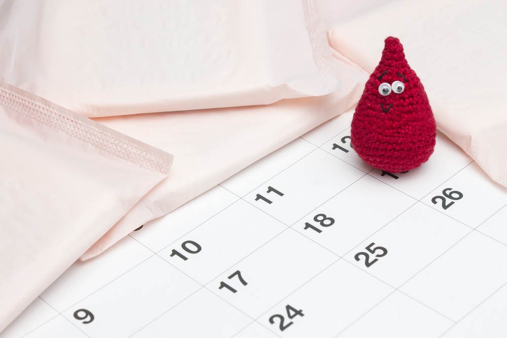 Problemas diversos podem levar à menstruação irregular