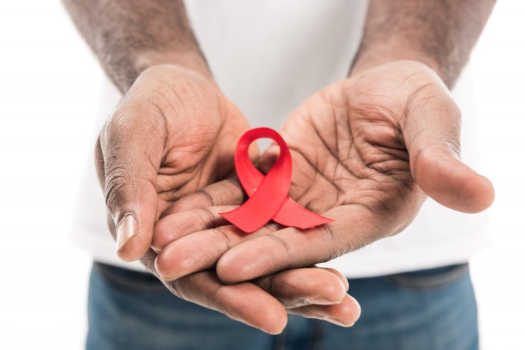 Aids ainda não tem cura e precisa de prevenção