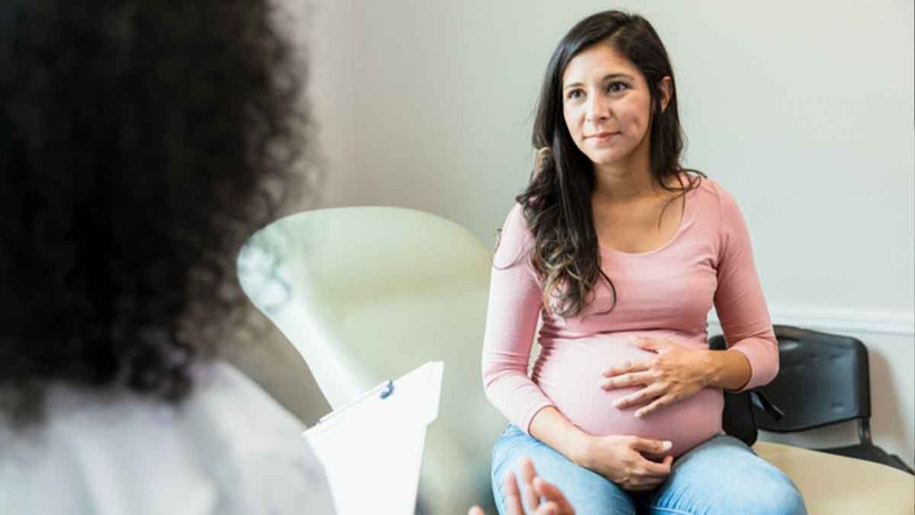 Mulher que engravidou na melhor idade para engravidar em consulta