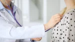 dr.consulta - mulher fazendo consulta com o cardiologista para prevenir as doenças do coração